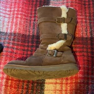 UGG BOOTS